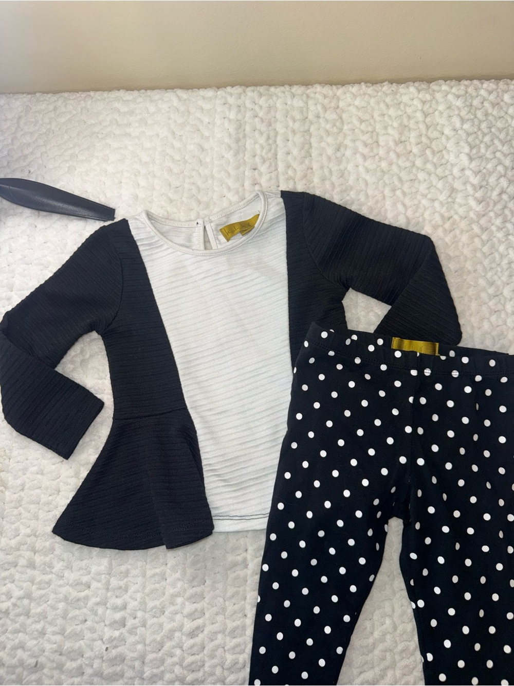 Nicole Miller Black Jeans with Gold Label